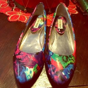 Steve Madden patent flats